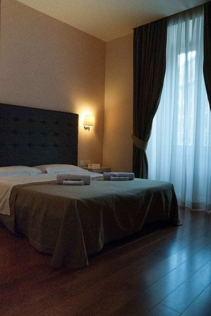 Elle Cavour Guest House Рим Экстерьер фото