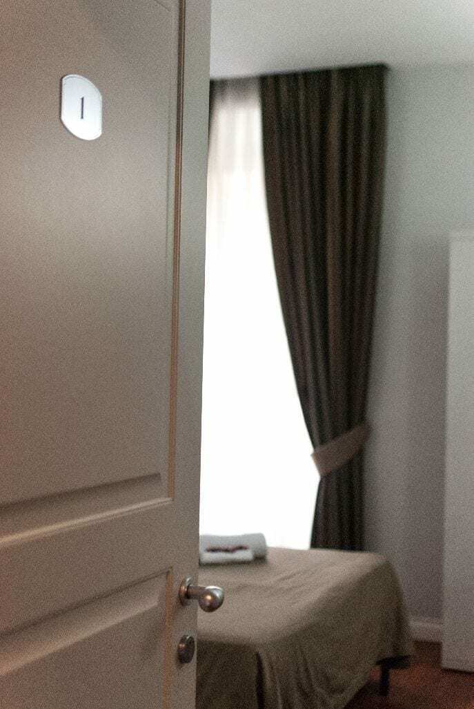 Elle Cavour Guest House Рим Экстерьер фото